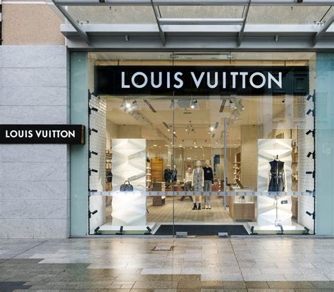 louis vuitton adelaide.